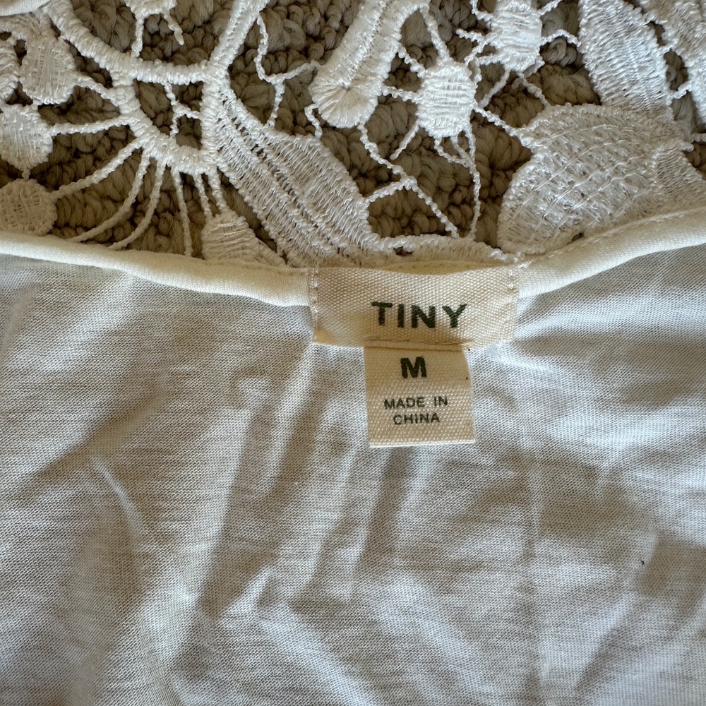 Anthropologie Tiny Cutwork Blouse Medium - Picture 3 of 5